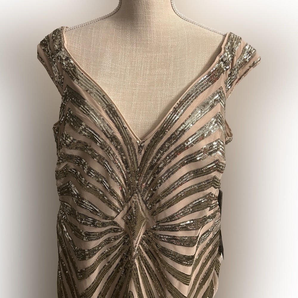Vince Camuto Sequin gold dress - size 14W - New - Picture 2 of 6